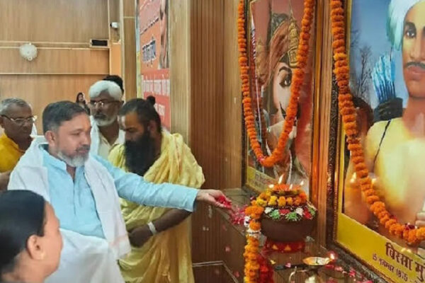 Veer Shiromani Maharana Pratap birth anniversary | Balrampur News in hindi | Balrampur News | | Balrampur News: शौर्य और त्याग के प्रतीक थे महाराणा प्रताप: जिला पंचायत अध्यक्ष