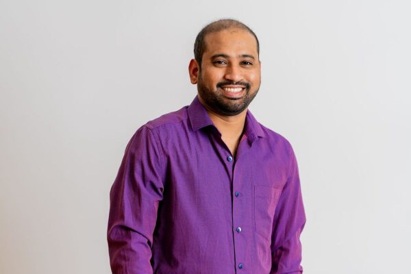 एआई-संचालित देवोप्स और इंटेलिजेंट क्लाउड इन्फ्रास्ट्रक्चर पर वेंकट गुडेल्ली