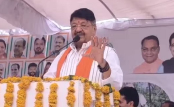 Kailash Vijayvargiya’s statement is again in the headlines, He said- a girl wearing less cloths does not look good … | Kailash Vijayvargiya’s statement again in the headlines, said
