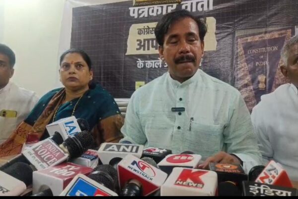 Cabinet MinisterAnil Rajbhar made attack on Akhilesh Yadav | Sanatan dharm | Chandauli News | | Chandauli News: कैबिनेट मंत्री का अखिलेश यादव पर बड़ा हमला, कहा सनातन को जानने में उनको अपनी कई पीढ़ी गलानी पड़ेगी