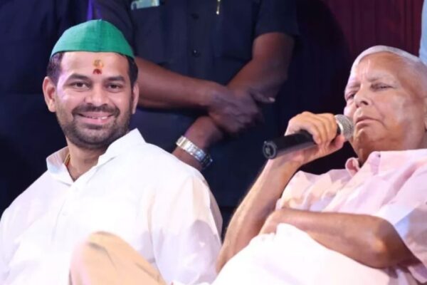 Bihar politics 2025| Tej Pratap Yadav news| Tej Pratap’s rebellious move| RJD expels Tej Pratap| Lalu Yadav son controversy| Tej Pratap vs Tejashwi| | बिहार चुनाव से पहले यादव परिवार में घमासान! मैं अगला लालू हूं… तेज प्रताप की बगावती चाल