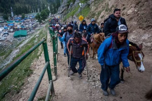 Government reduced the schedule amarnath yatra now you can visit baba barfani only this many days
