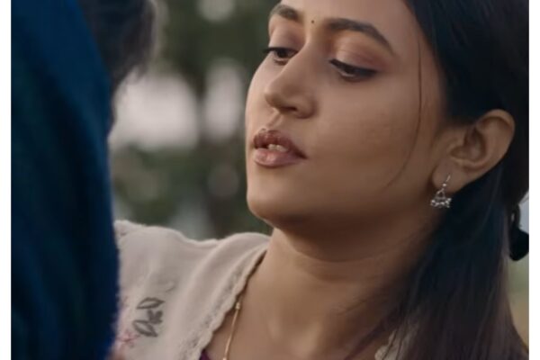 पंचायत 4 – क्या रिंकी और सचिव जी लव ब्लॉसम फुलेरा में है? यहां देखें वायरल फोटो