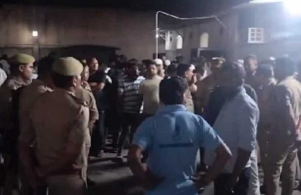 Up: Horoscope Accident on Meerut-Bulandshahr Highway 5 Bike Riders Being Hit By An Unknown Vehicle