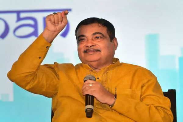 Nitin Gadkari on government system| Nitin Gadkari on freebies| government inefficiency India| Gadkari criticism government| Nitin Gadkari latest news | ‘सरकारी व्यवस्था निकम्मी है, मुफ्तखोरी बंद हो…’नितिन गडकरी का सिस्टम पर करारा प्रहार