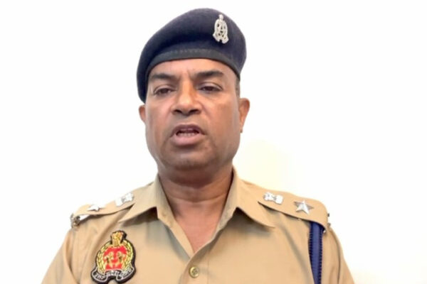 Pratapgarh: 16-Year-Old Girl’s Body Exhumed from Grave After Murder Case Filed Against Parents and Uncle; Post-Mortem to Determine Cause of Death | Pratapgarh News: 16 वर्षीय किशोरी का शव कब्र से निकाला गया, माता-पिता और चाचा पर हत्या का मुकदमा दर्ज; पोस्टमार्टम से खुलेगा मौत का राज