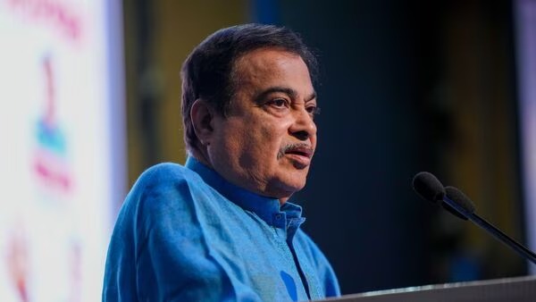 Union Minister Nitin Gadkari in Nagpur on World War third Break Out | Nitin Gadkari on World War 3, Nitin Gadkari Global Conflict Statement | Nitin Gadkari speech on war | Third World War warning | कभी भी हो सकता है ‘महाविनाश’! नितिन गडकरी ने बता दी अंदर की बात; समझा दी पूरी गणित
