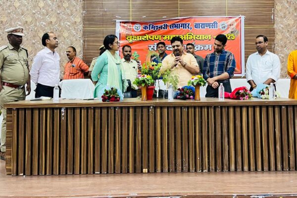 Union Minister of State Savitri Thakur Inspects Varanasi State Observation Home, Encourages Juveniles for a Better Future | Varanasi News: केंद्रीय राज्यमंत्री सावित्री ठाकुर ने वाराणसी के राजकीय संप्रेक्षण गृह का किया निरीक्षण, किशोरों से मिलकर बढ़ाया हौसला