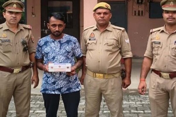 Meerut: Rs 1 Crore Gold Theft Busted, Trusted Employee Arrested by Police and SWAT Team | Meerut News: मेरठ: 1 करोड़ की सोने की चोरी का पर्दाफाश, देहली गेट पुलिस और स्वॉट टीम ने भरोसेमंद नौकर को दबोचा