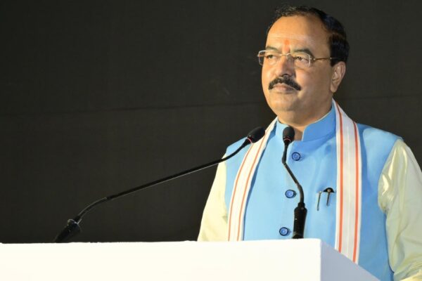Keshav Prasad Maurya Politics। BJP News। Leadership Role in BJP। Yogi Adityanath vs Keshav Maurya। Party Organizational Strategy। BJP Internal Politics | 2027 में 2017 दोहराने का केशव मोर्य दे रहे हैं मंत्र, लेकिन 2022 को क्यों कर रहे दरकिनार?