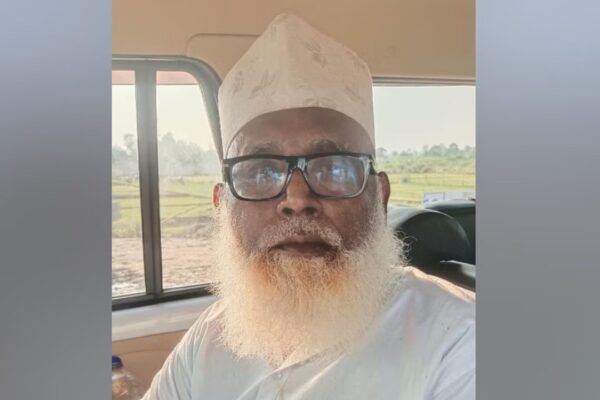 Changur Baba News| Changur Baba Case| Changur Baba Case Update| Changur Baba| Illegal Religious Conversion|Balrampur News| Chhangur Baba Nepal Visit| Uttar Pradesh Conversion Case | धर्मांतरण की आड़ में खौफनाक साजिश! ISI से हाथ मिलाने की तैयारी में था छांगुर बाबा, नजदीकी बढ़ाने गया था काठमांडू