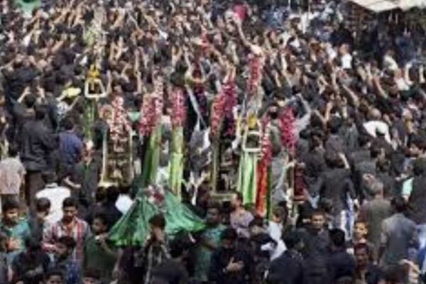 Sonbhadra: Clash Over DJ During Muharram Procession Leads to Attack on House; 21 Booked from Both Sides, Police Investigate | Sonbhadra News:मुहर्रम जुलूस के दौरान डीजे को लेकर हुई थी मारपीट-बोला गया था हमला, समुदाय विशेष के 20 व्यक्तियों सहित 21 पर केस