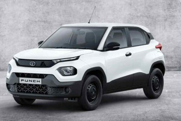 Tata Punch Sale Record 6 Lakh Punch Car Sold in 4 Years|Today Latest News in English Newstrack Samachar | Tata Punch Sale Record: 4 साल में बिकी 6 लाख पंच, जानिए क्यों बनी हर घर की पहली SUV