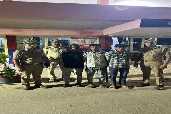 Meerut: Man Strangled to Death Over Money Dispute, Body Dumped in Canal; Three Arrested | Meerut News: टाइल्स लगवाने के बहाने बुलाकर युवक की गला घोंटकर हत्या, शव नहर में फेंका; तीन गिरफ्तार