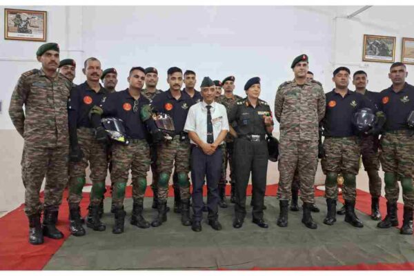 Kargil Vijay Diwas: Kumaon Regiment Bike Rally in Barabanki | Barabanki News: कारगिल विजय दिवस : कुमाऊं रेजीमेंट की बाइक रैली बाराबंकी पहुंची, शहीदों को अर्पित की श्रद्धांजलि