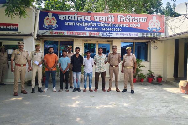 Bareilly: Five Accused of Theft and Robbery Arrested, Sent to Jail Amidst ‘Drone Thief’ Rumors | Bareilly News: बरेली: चोरी और लूट की घटनाओं के पांच आरोपी पुलिस के हत्थे चढ़े, भेजा जेल