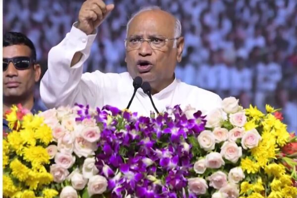 पीएम मोदी ने हैदराबाद के लिए कुछ नहीं किया, मणिपुर को नजरअंदाज कर दिया, ऑपरेशन सिंदूर मिडवे को रोक दिया