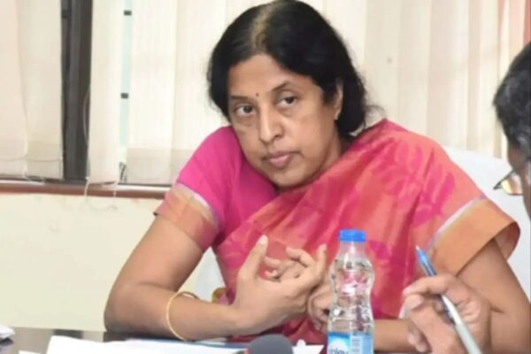 तेलंगाना एचसी ने आईएएस अधिकारी श्रीलाक्षमी की याचिका को डिस्चार्ज करने की याचिका को अस्वीकार कर दिया