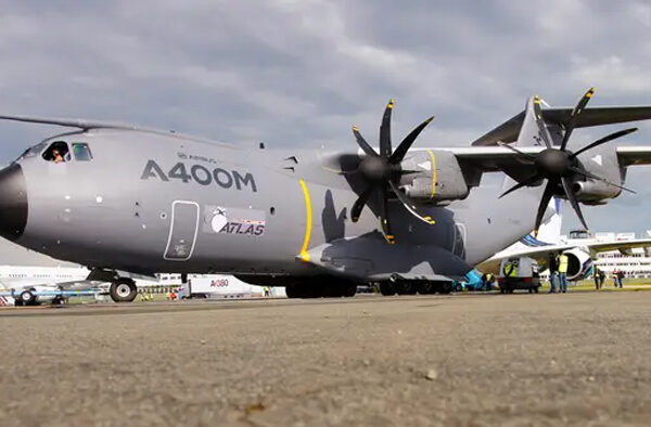 24 Experts Reached Kerala Repair Britain F-35B Fighter Jet Inspect Plane