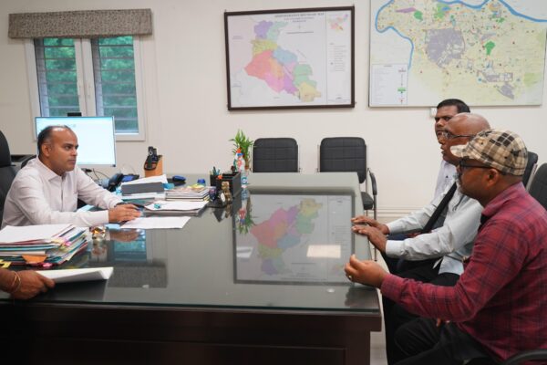 JAMSHEDPUR: सार्वजनिक शिकायत निवारण दिवस के दौरान अनुप्रयोगों को हल किया गया