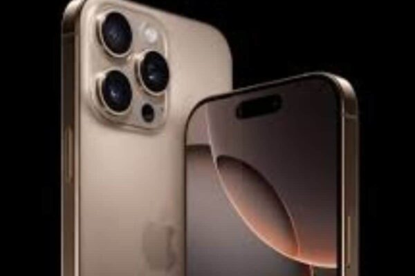 iPhone 17 प्रो मैक्स जल्द ही आ रहा है, लेकिन अमेज़ॅन ने अभी -अभी iPhone 16 प्रो मैक्स पर एक बड़ी बात की है