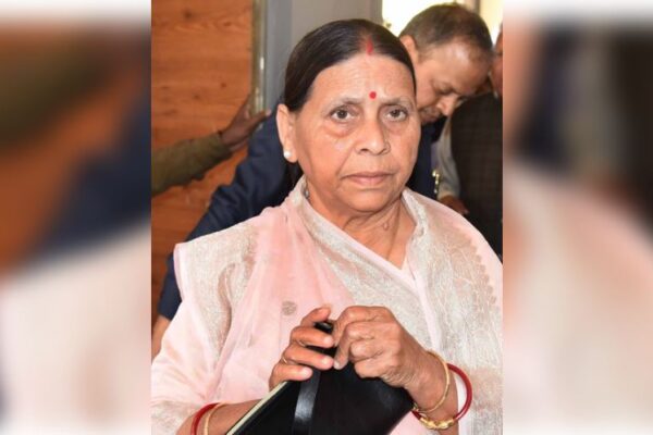 Former Bihar Chief Minister Rabri Devi advocated to hand over the command of Bihar to Nishant Kumar